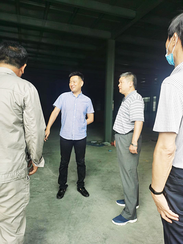 東寶區(qū)政協(xié)主席蔣叢貴到公司調(diào)研指導(dǎo)工作